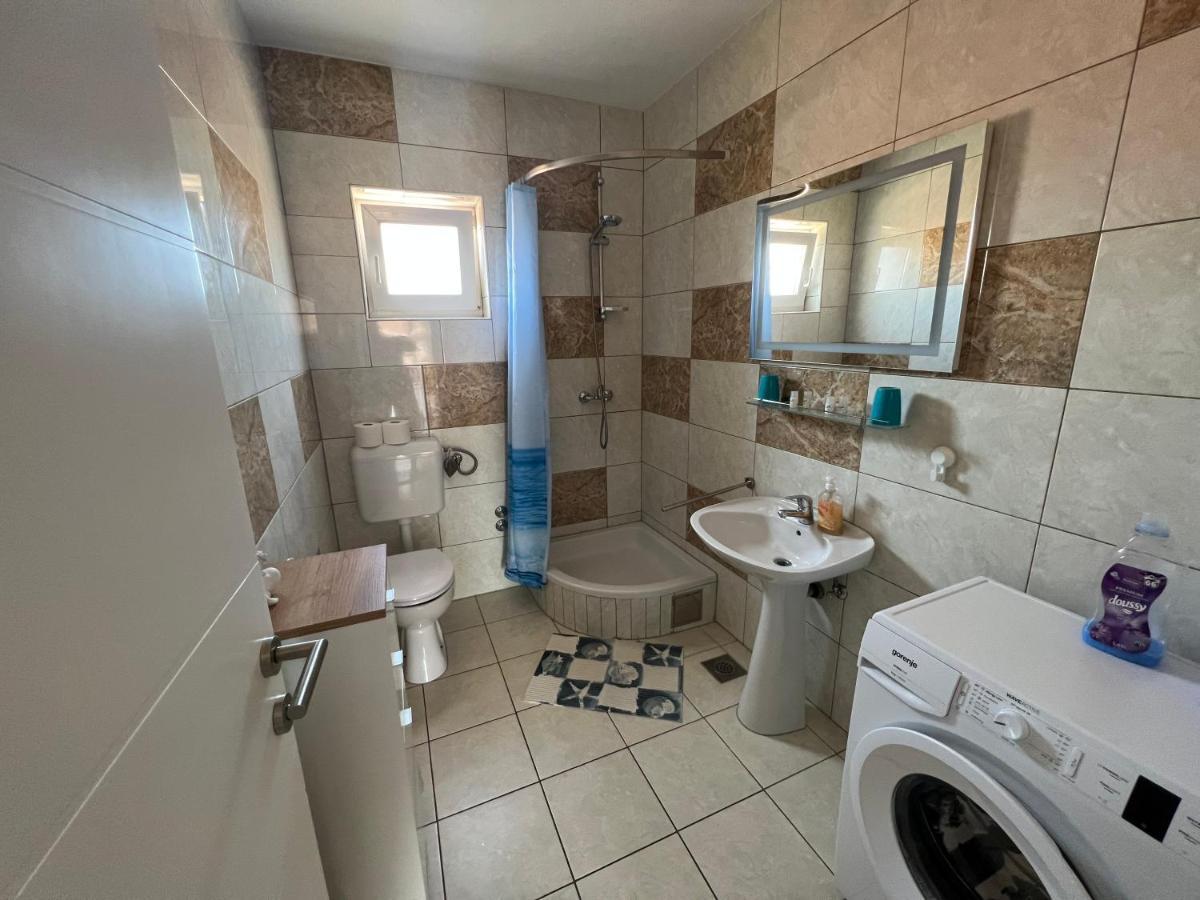 Apartments Villa Zdrava Trogir Bagian luar foto