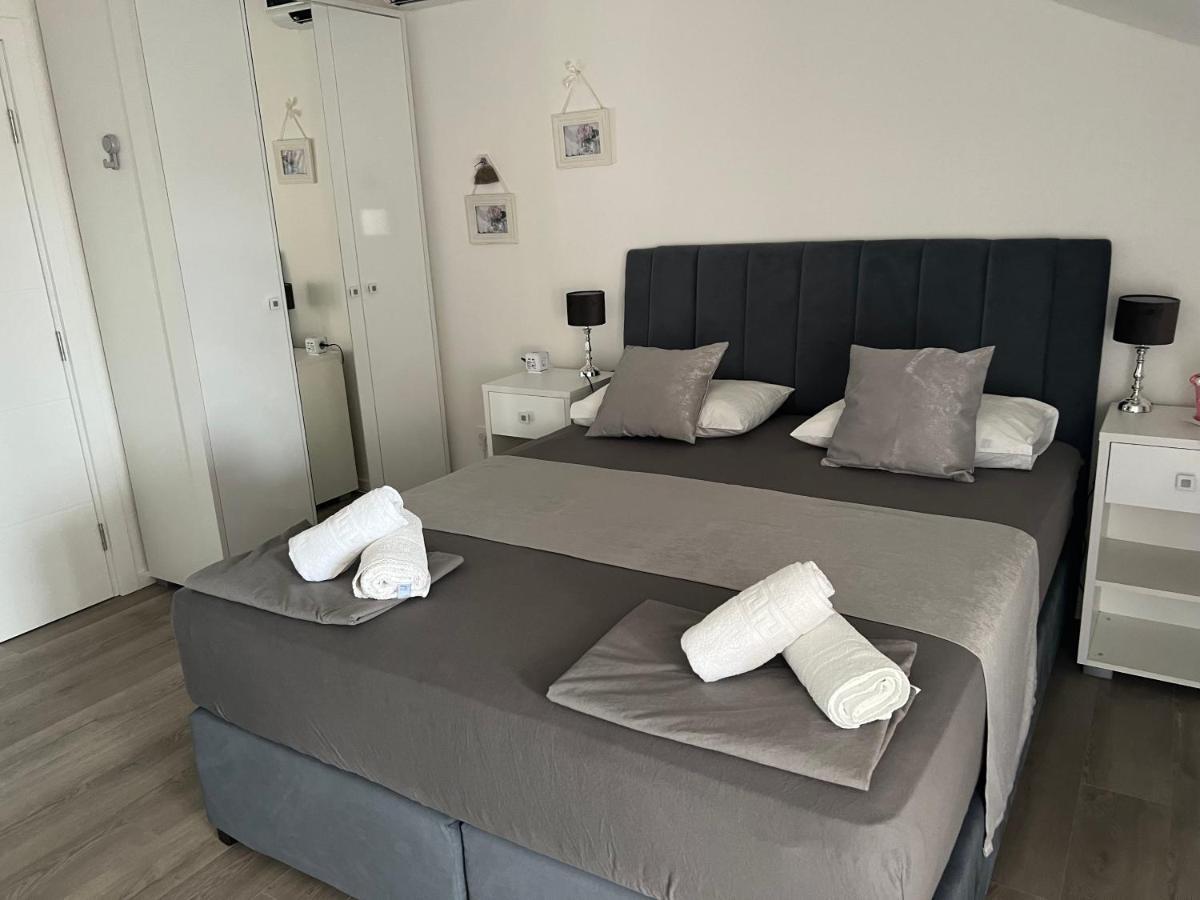 Apartments Villa Zdrava Trogir Bagian luar foto